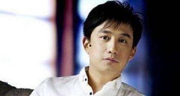 娱乐君吃瓜黄磊视频,娱乐圈幕后真相大揭秘